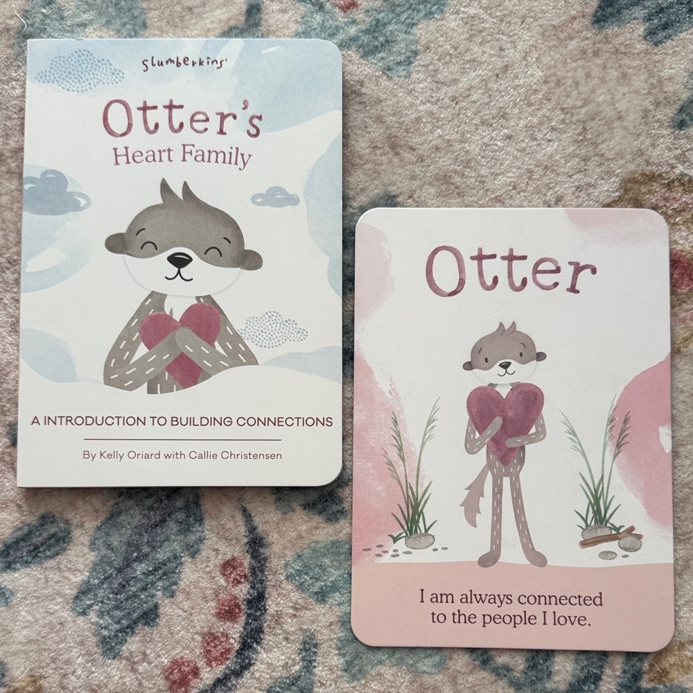 Otter's Heart Family Book Set - Gray and Pink